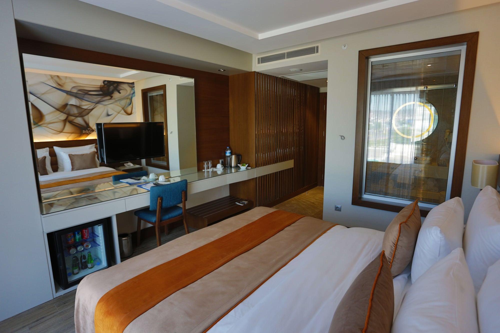 B Business Hotel & Spa Antalya Exterior photo
