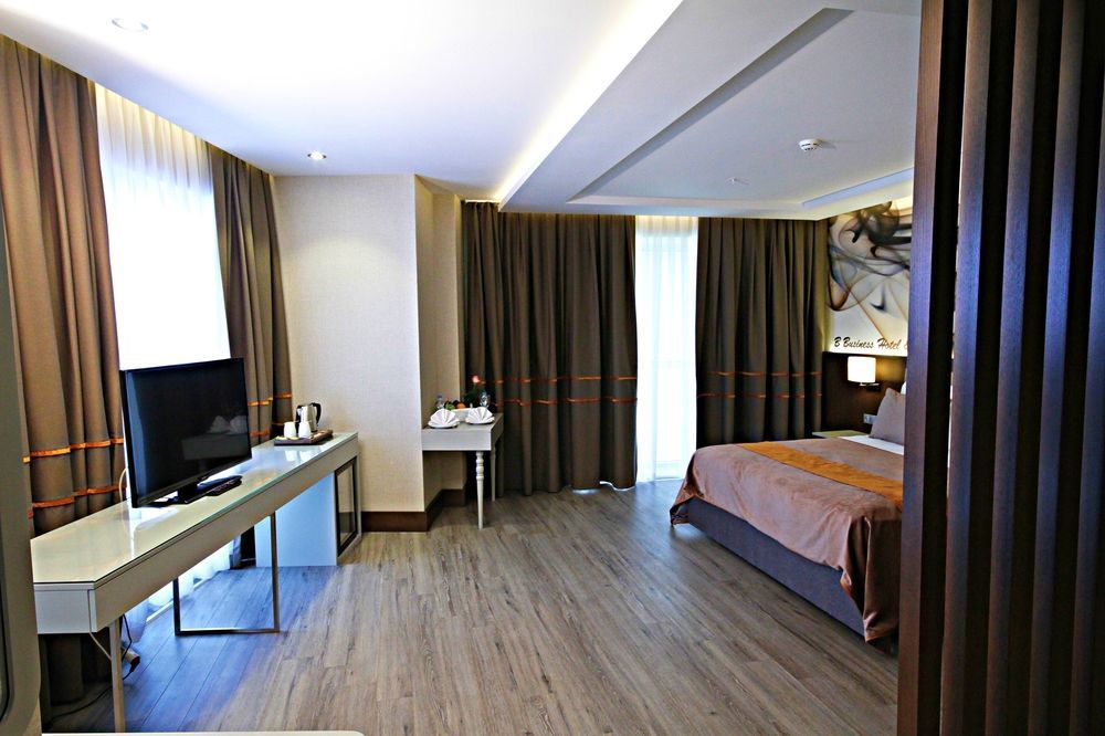 B Business Hotel & Spa Antalya Exterior photo